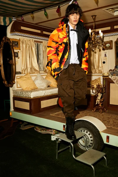 Look 38